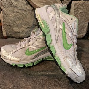 Nike Sneakers Women’s Size 7.5